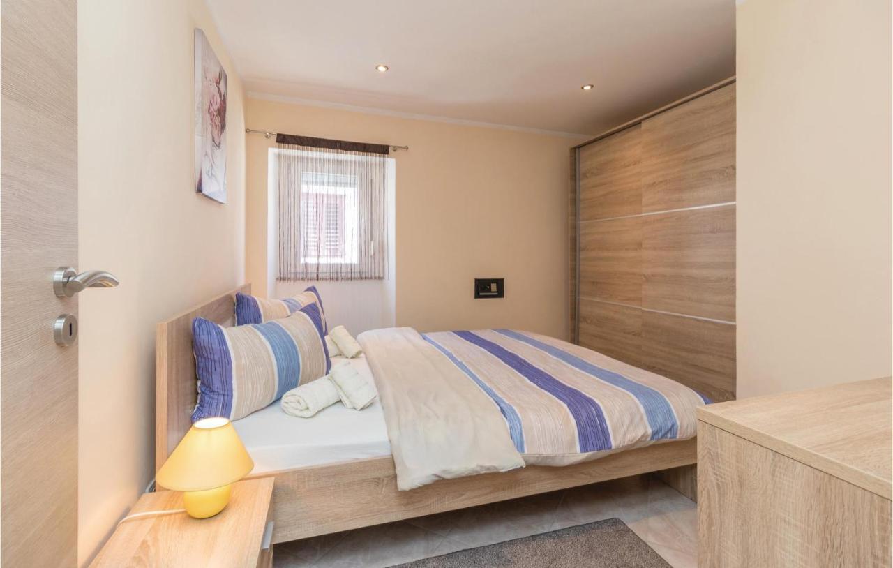 Gorgeous Home In Zadar With Wifi Экстерьер фото